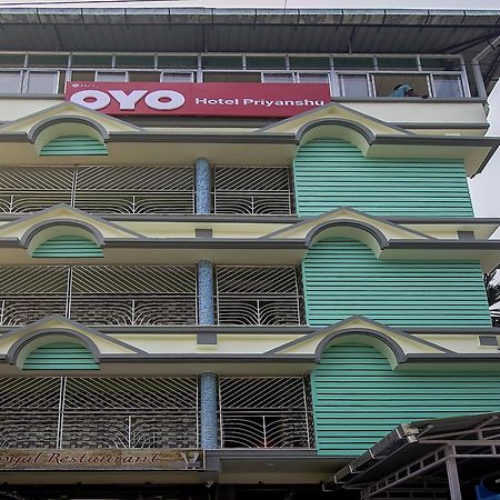 Hotel Super Capital O Priyanshu Shiliguri Exterior foto