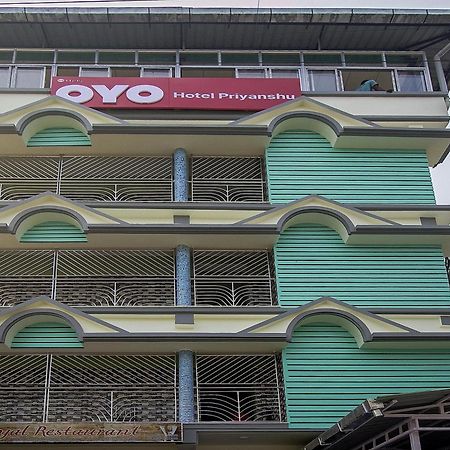 Hotel Super Capital O Priyanshu Shiliguri Exterior foto